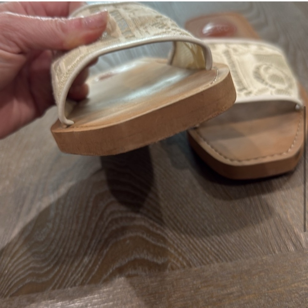 Chloe Cream and Brown Slide Sandals Authentic - Picture 4 of 7